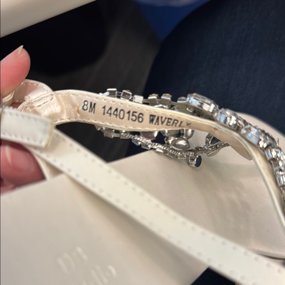 Elegant Rhinestone Sandals - Picture 4 of 4